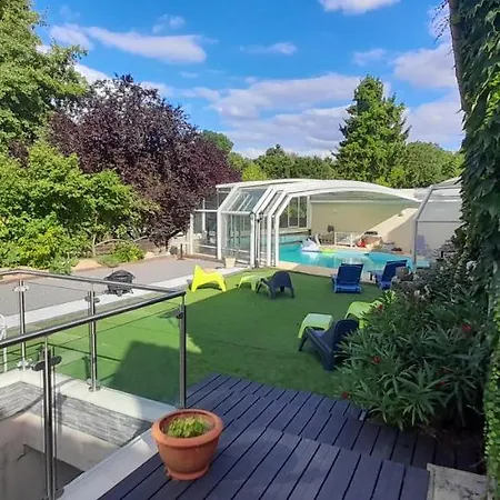 Homestay szállás A Louer Chambres Dans Maisons Avec Piscine Champagné